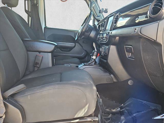 Used 2022 Jeep Gladiator Sport image 17