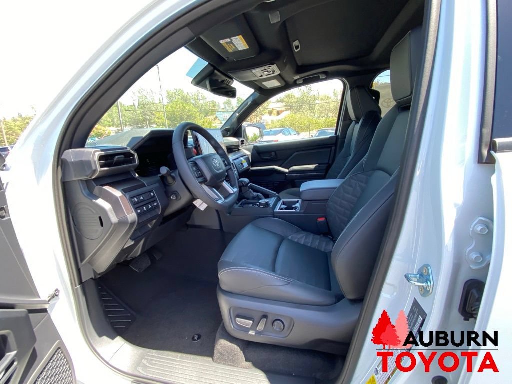 New 2026 Toyota 4Runner TRD Off-Road Premium AWD/4WD image 32