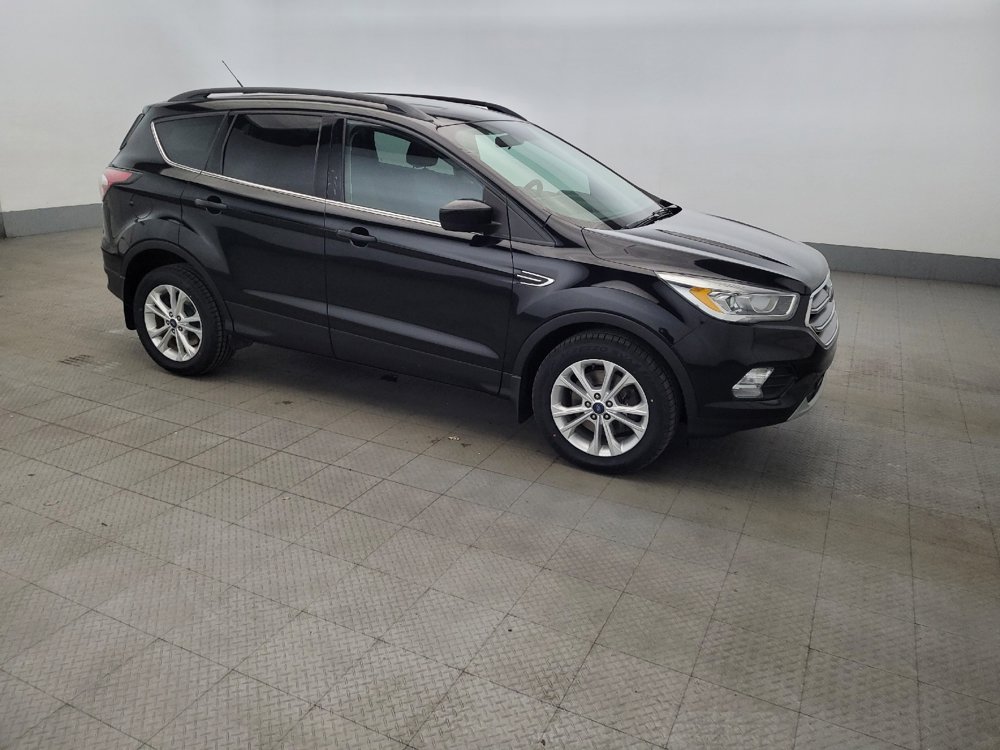 Used 2017 Ford Escape SE w/ Equipment Group 201A AWD/4WD image 11