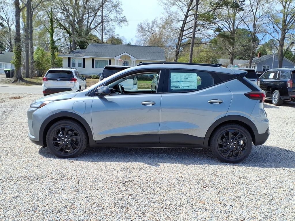 New 2027 Chevrolet Bolt RS w/ Technology Package FWD image 4