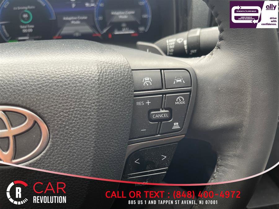 Used 2025 Toyota Camry XSE FWD image 21