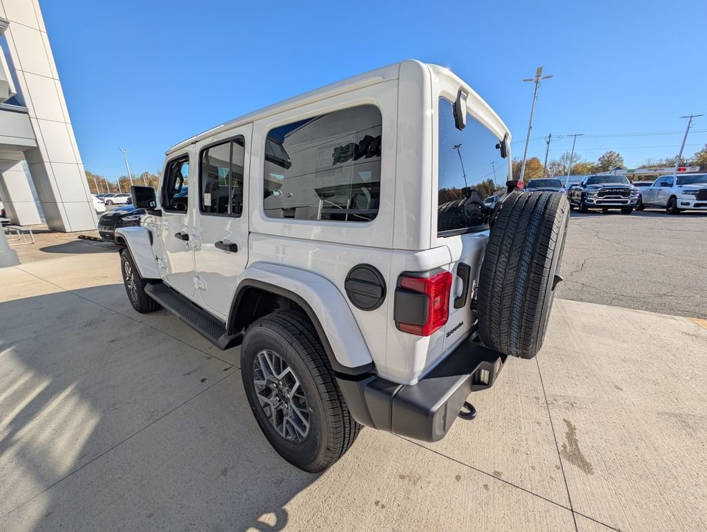 New 2026 Jeep Wrangler Sahara image 7