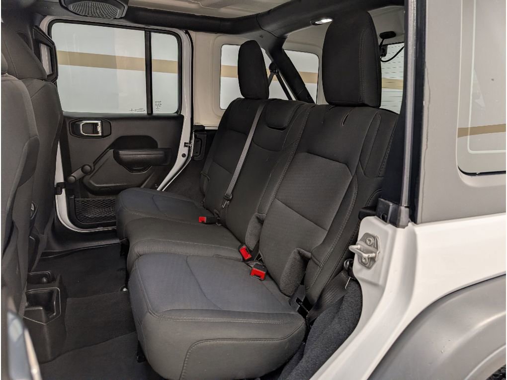 Used 2022 Jeep Wrangler Unlimited Sport image 15