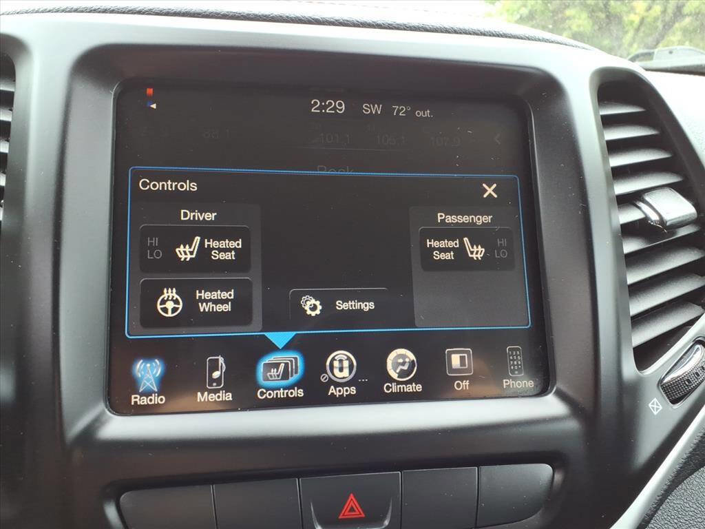 Used 2014 Jeep Cherokee Trailhawk w/ Leather Interior Group image 19