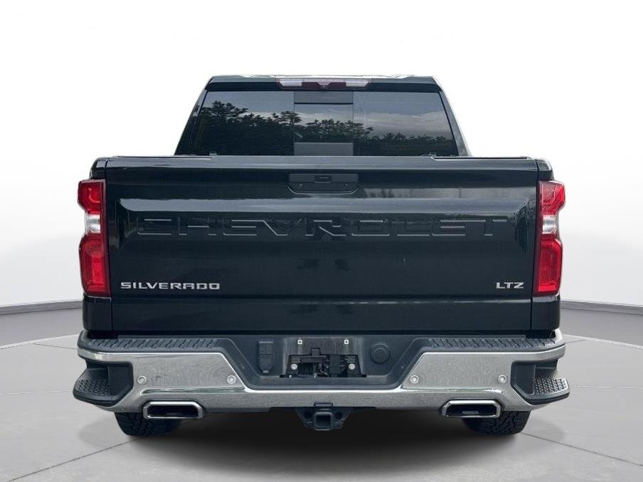 Used 2021 Chevrolet Silverado 1500 LTZ AWD/4WD image 7