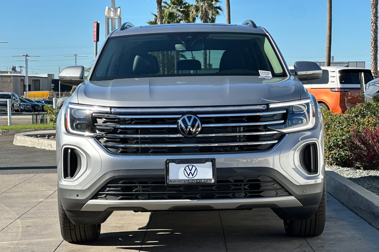 New 2026 Volkswagen Atlas SE image 3