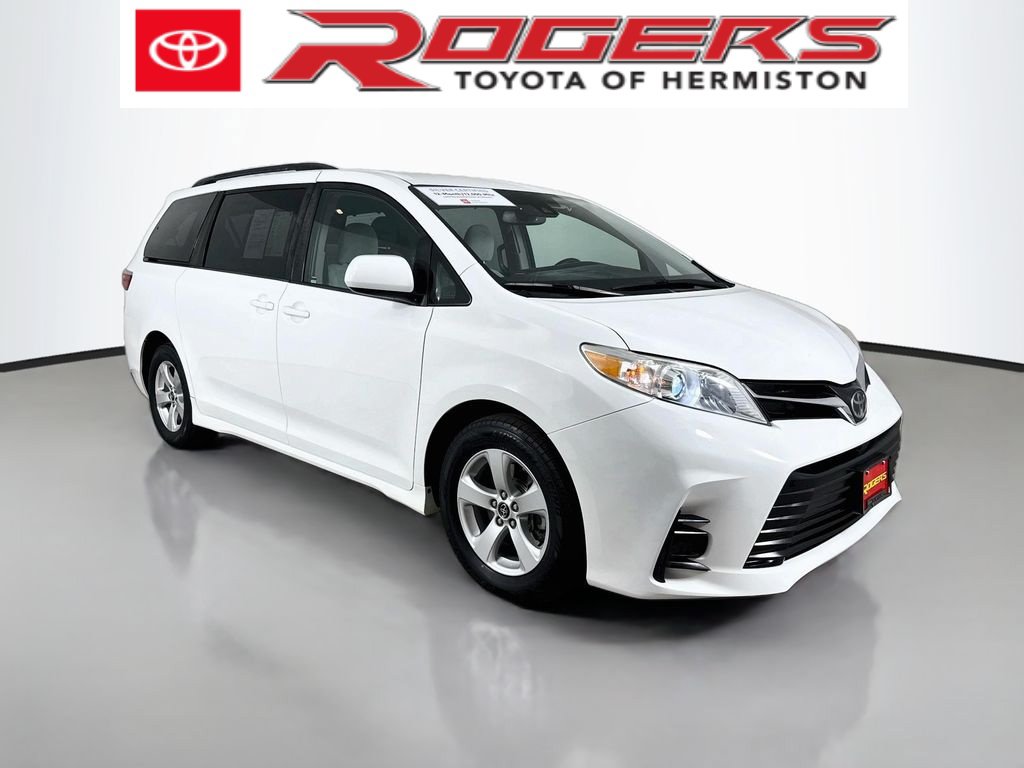 Certified 2018 Toyota Sienna LE FWD image 1