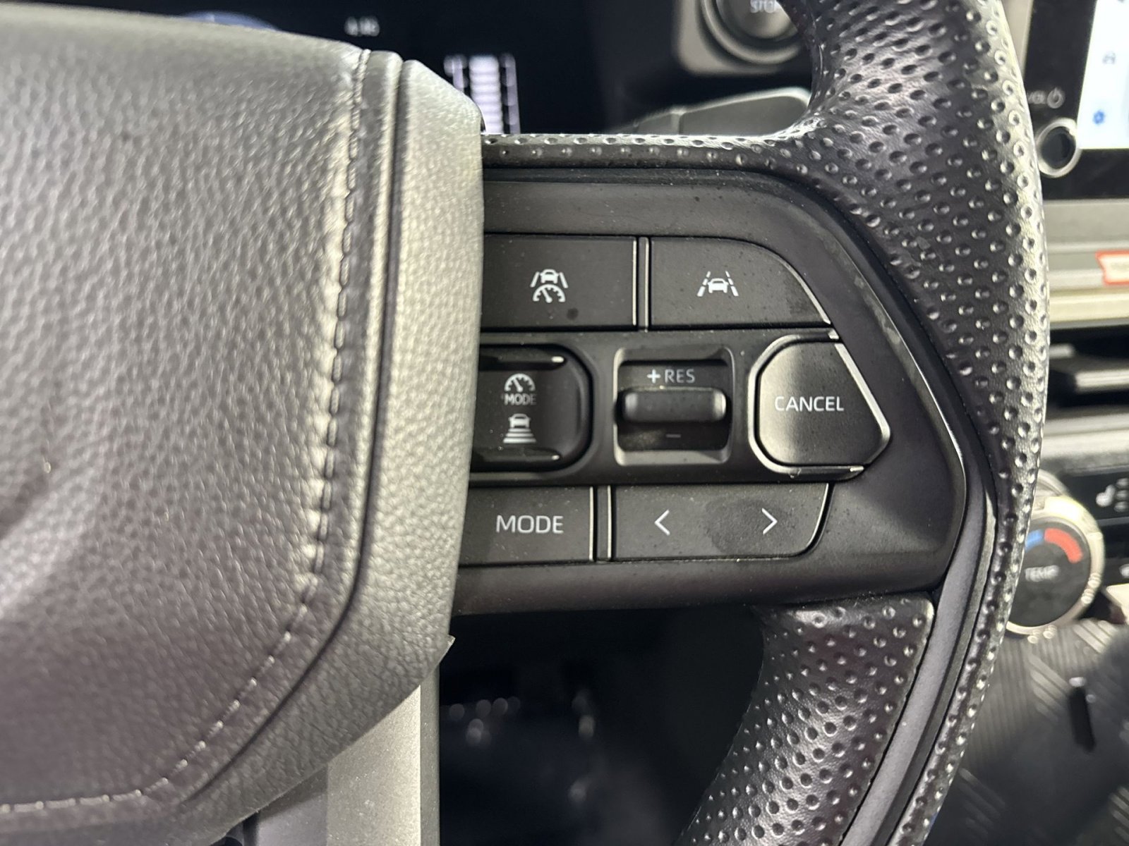 Used 2025 Toyota Tacoma SR5 image 36