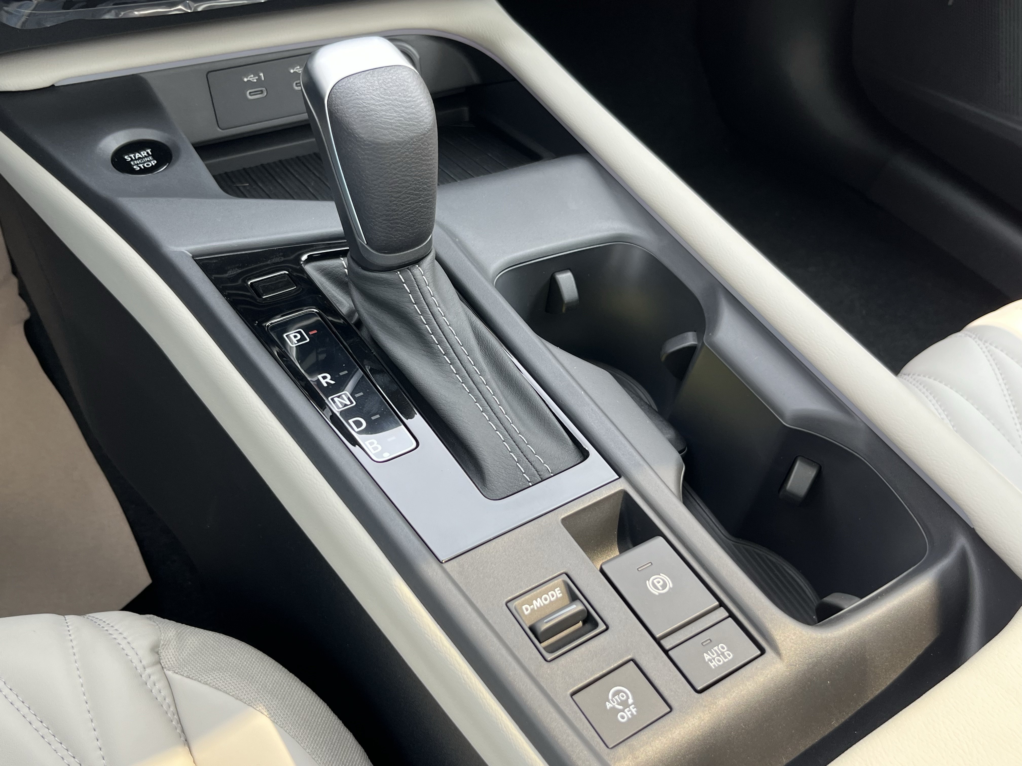 New 2026 Nissan Sentra SL FWD image 30