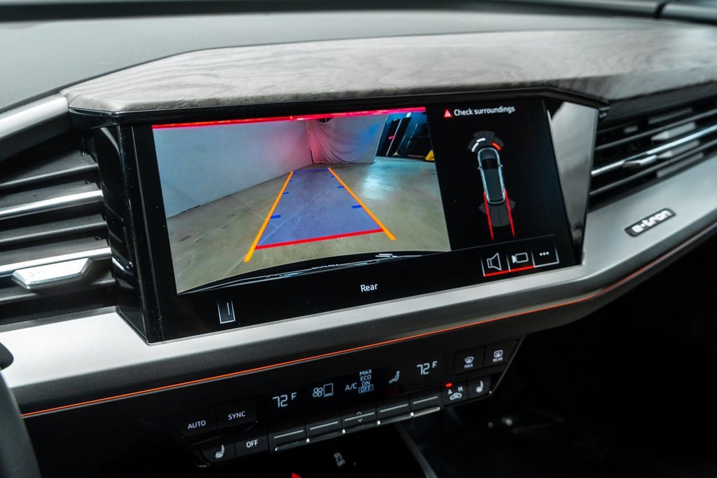 Used 2025 Audi Q4 e-tron Premium Plus w/ Premium Plus image 17