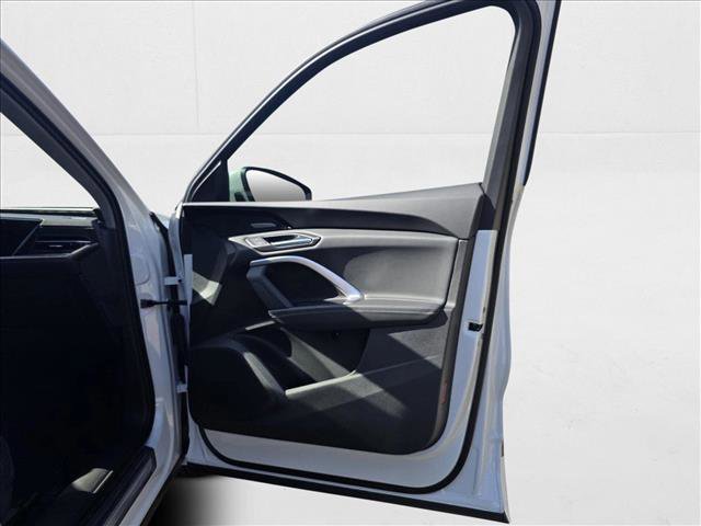 New 2025 Audi Q5 Premium Plus w/ Premium Plus image 11