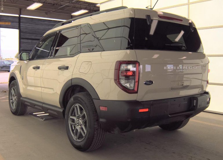 Used 2025 Ford Bronco Sport Big Bend w/ Convenience Package AWD/4WD image 4