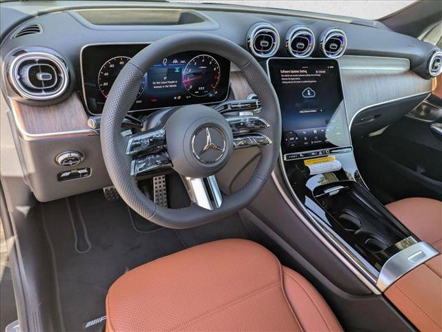 New 2027 Mercedes-Benz GLC 300 4MATIC image 3