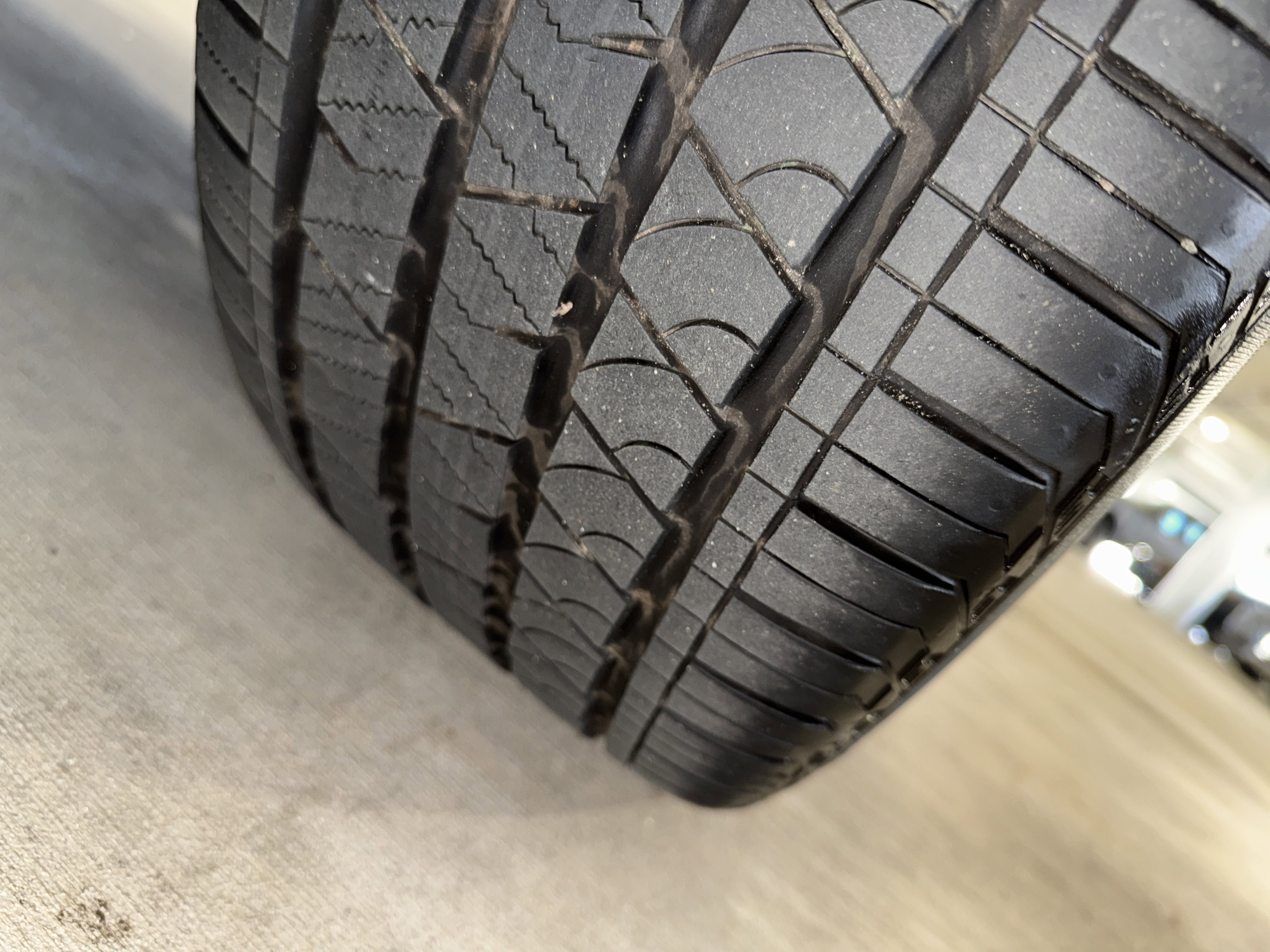 Certified 2025 BMW X5 xDrive40i w/ M Sport Package image 37