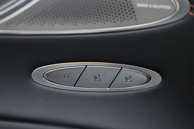 New 2026 Genesis GV70 3.5T Sport Prestige AWD/4WD image 18