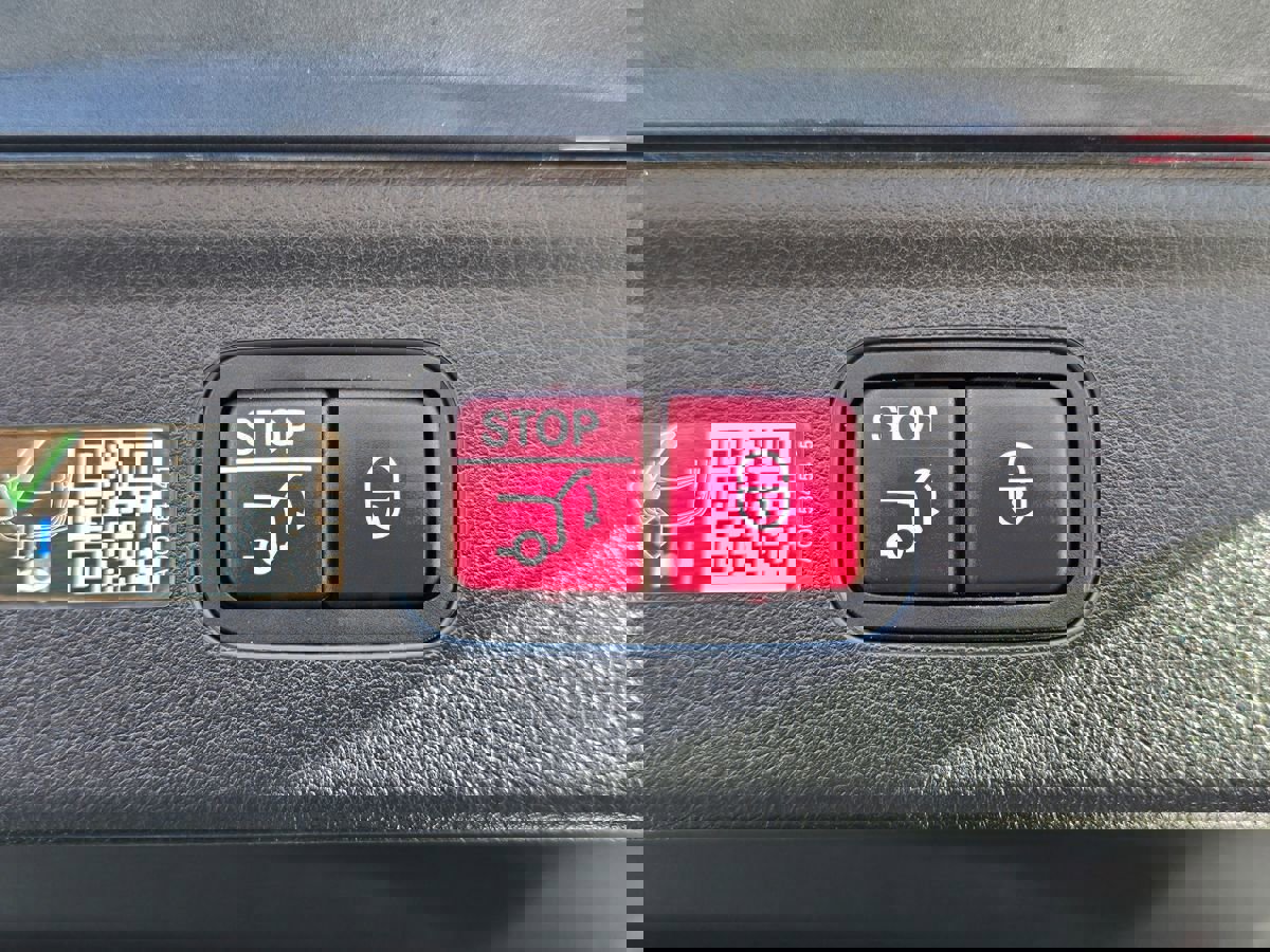 Used 2023 Mercedes-Benz EQE 500 4MATIC SUV image 81