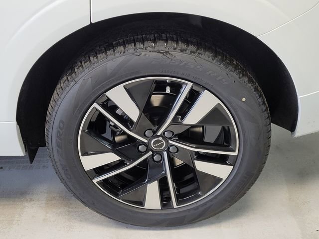 New 2026 Volvo XC60 B5 Core w/ Climate Package AWD/4WD image 6