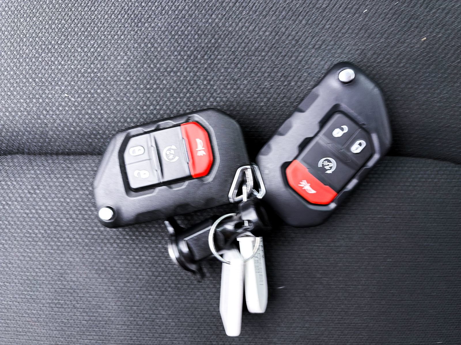 Used 2023 Jeep Wrangler Unlimited Sport AWD/4WD image 25