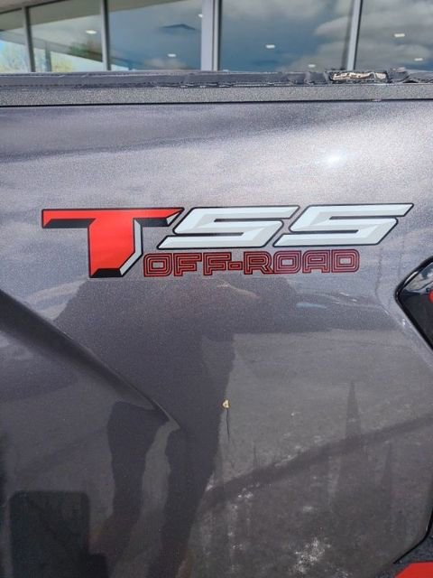 Used 2022 Toyota Tundra SR5 AWD/4WD image 8