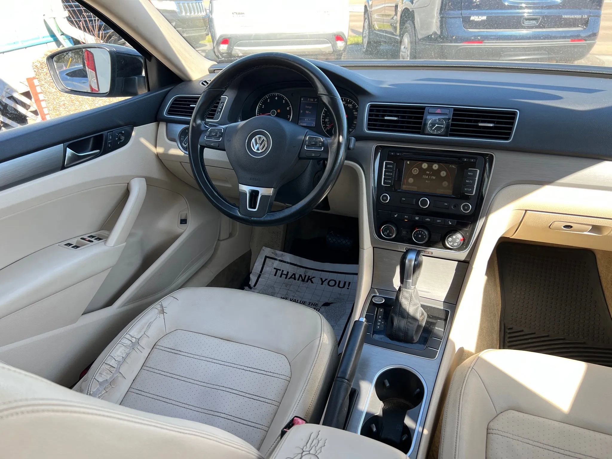 Used 2015 Volkswagen Passat 1.8T SE FWD image 14