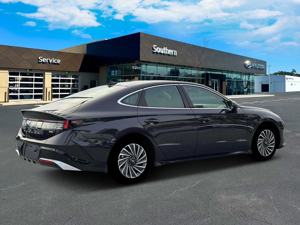 New 2026 Hyundai Sonata Limited FWD image 9