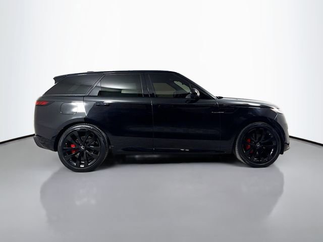 Certified 2023 Land Rover Range Rover Sport SE Dynamic image 4