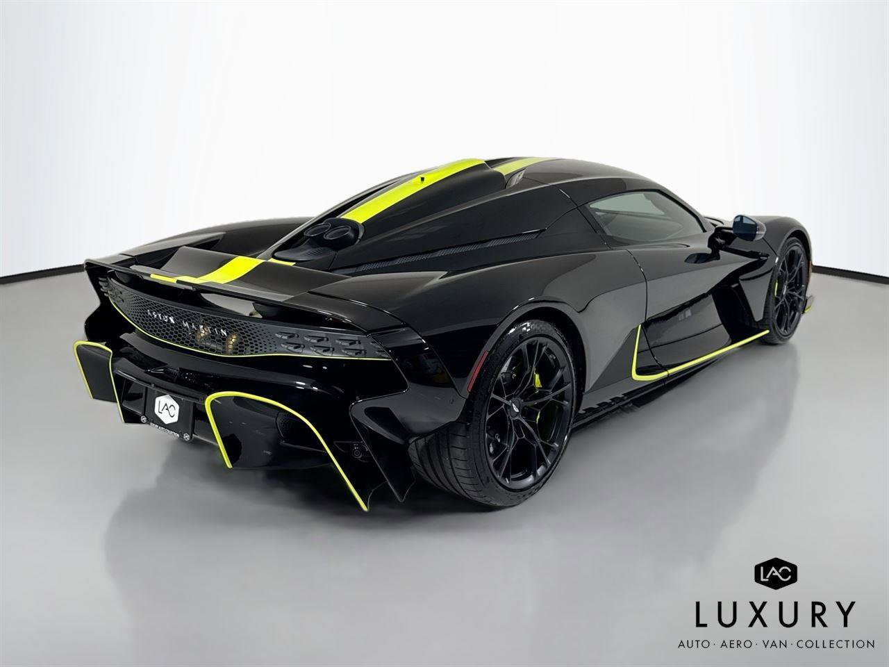 Used 2026 Aston Martin Valhalla AWD/4WD image 6