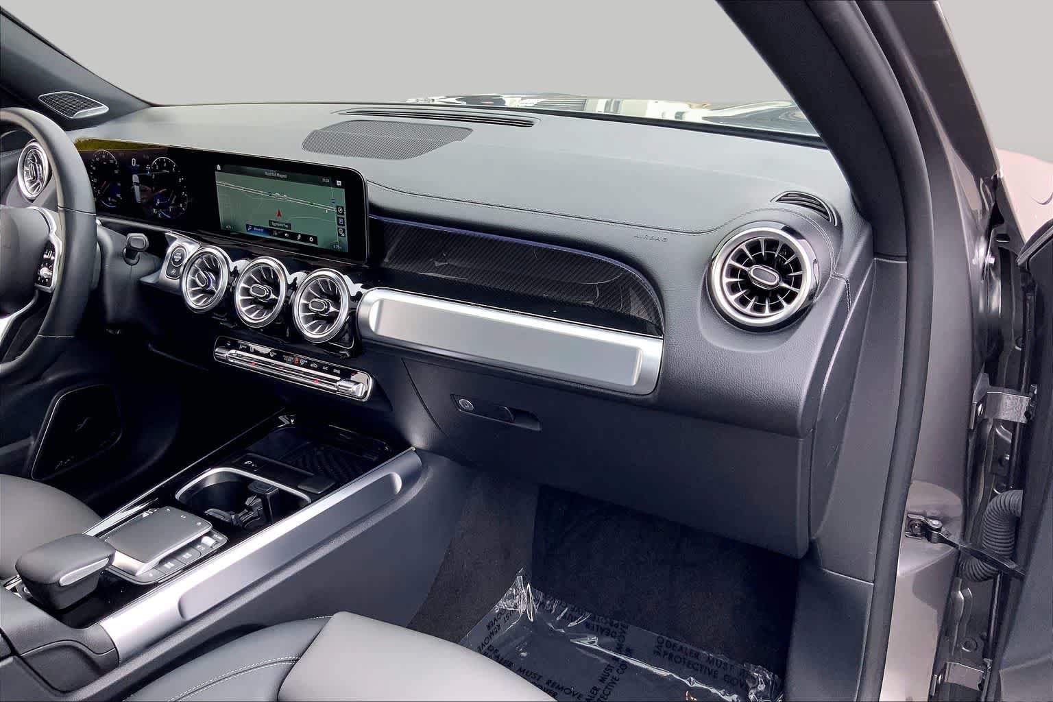 Used 2023 Mercedes-Benz GLB 250 4MATIC image 18