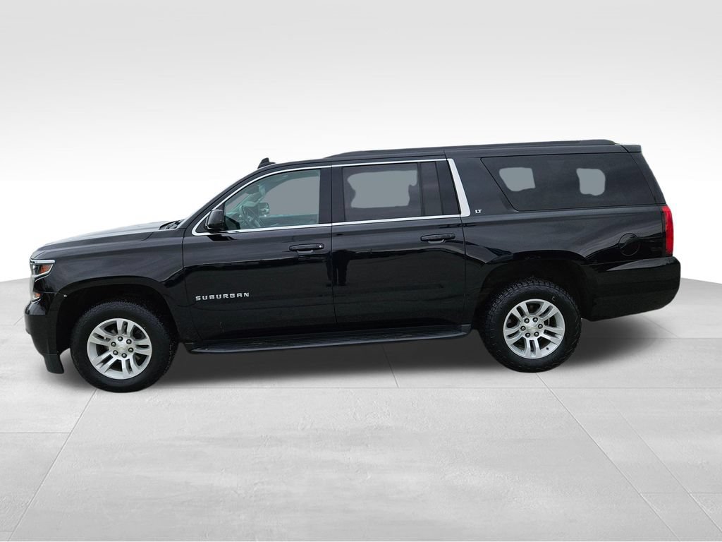 Used 2018 Chevrolet Suburban LT AWD/4WD image 9