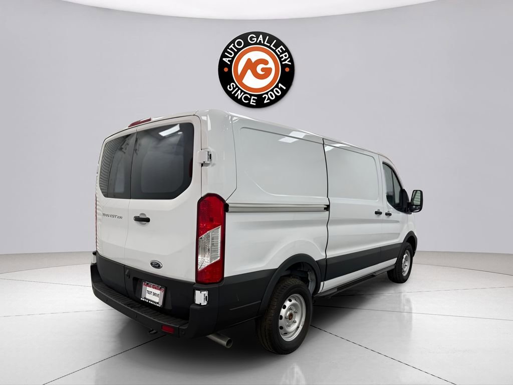 Used 2024 Ford Transit 150 Low Roof RWD image 7
