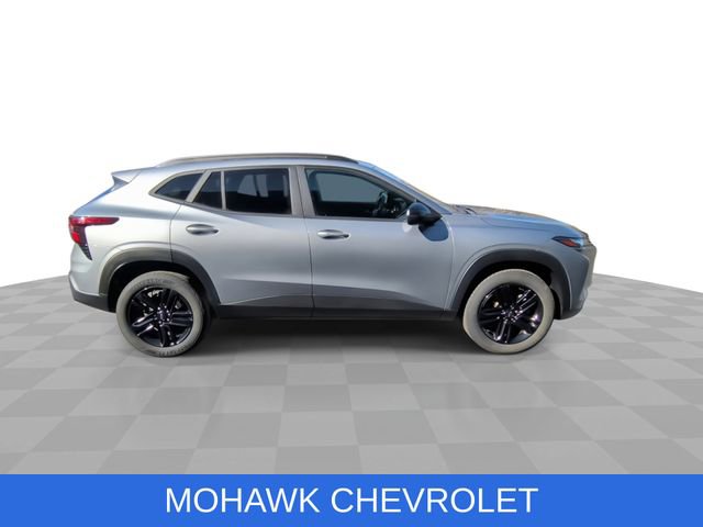 Used 2024 Chevrolet Trax ACTIV w/ Sunroof Package FWD image 10