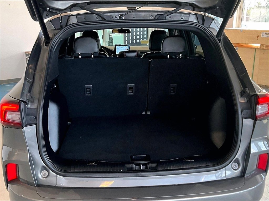 Used 2023 Ford Escape ST-Line image 35