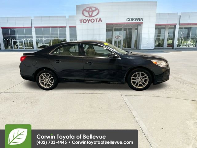 Used 2015 Chevrolet Malibu LT w/ Power Convenience Package image 9