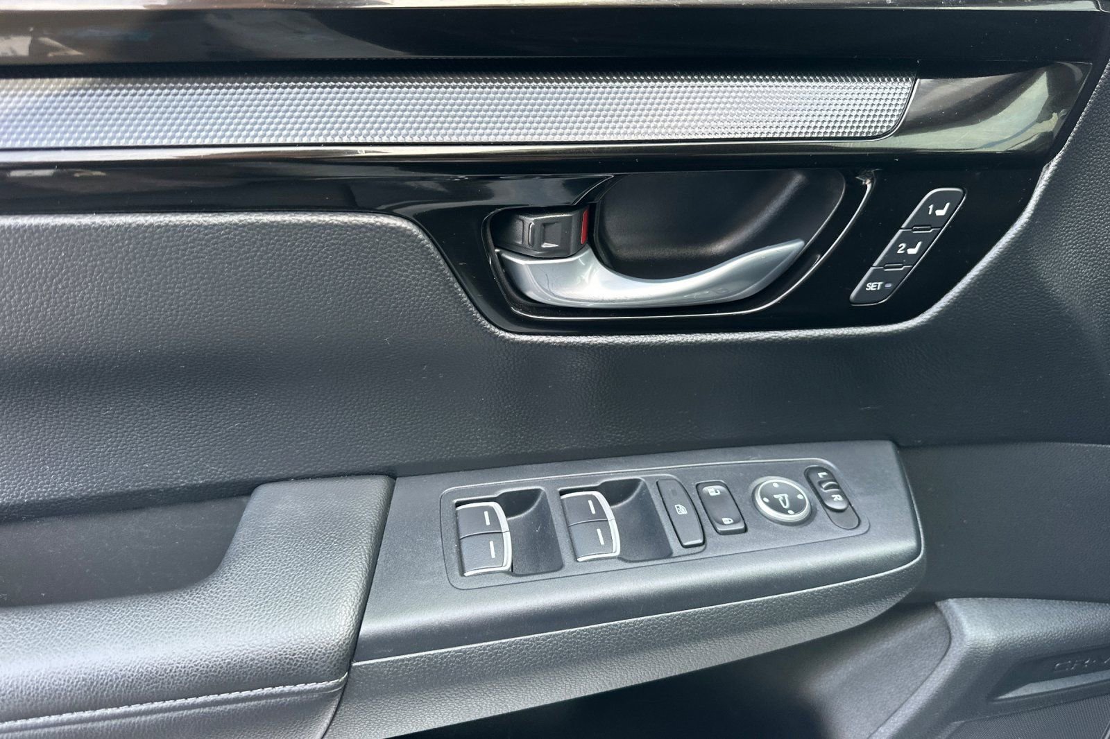 Used 2023 Honda CR-V EX-L image 11