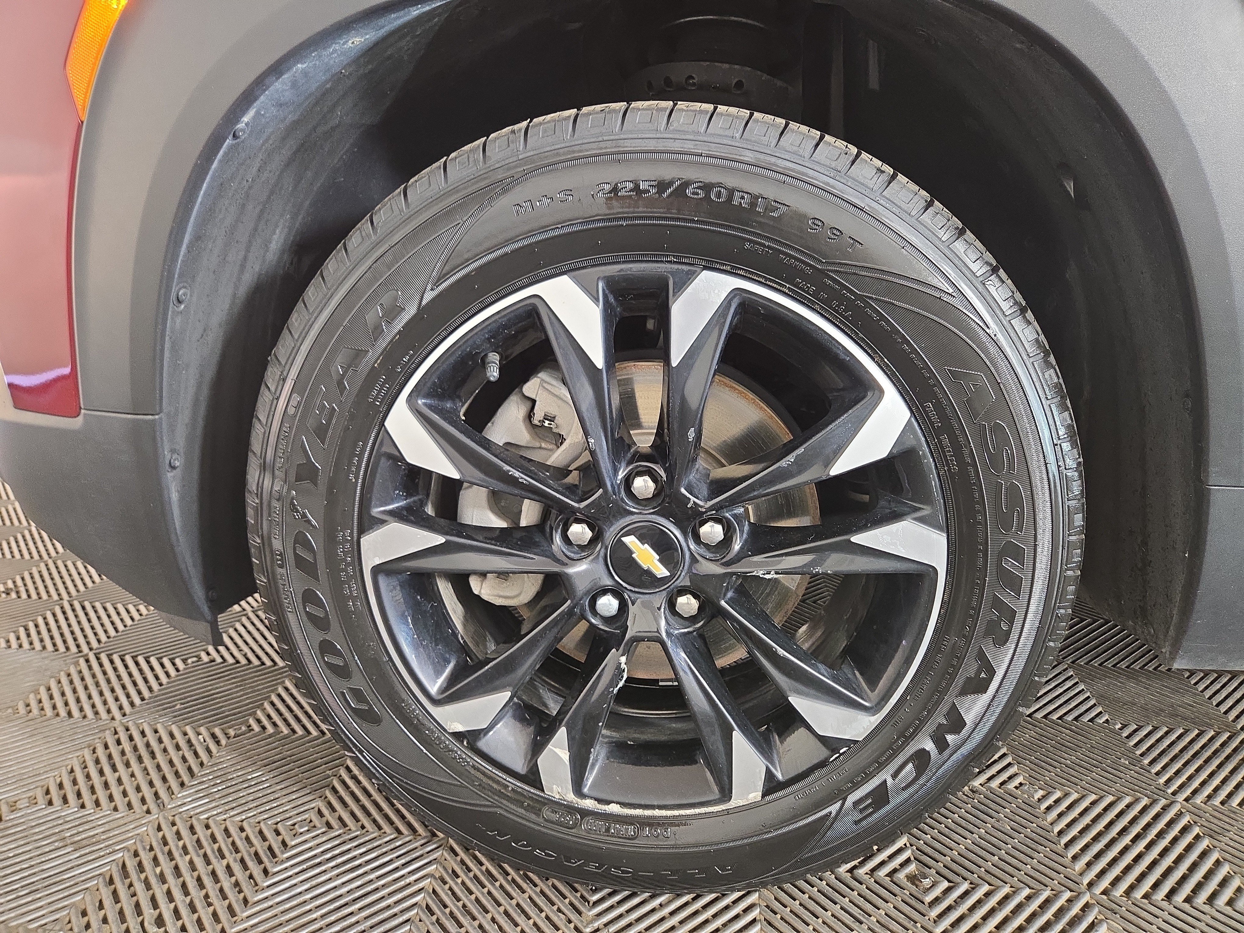Used 2023 Chevrolet TrailBlazer LT w/ Convenience Package FWD image 34