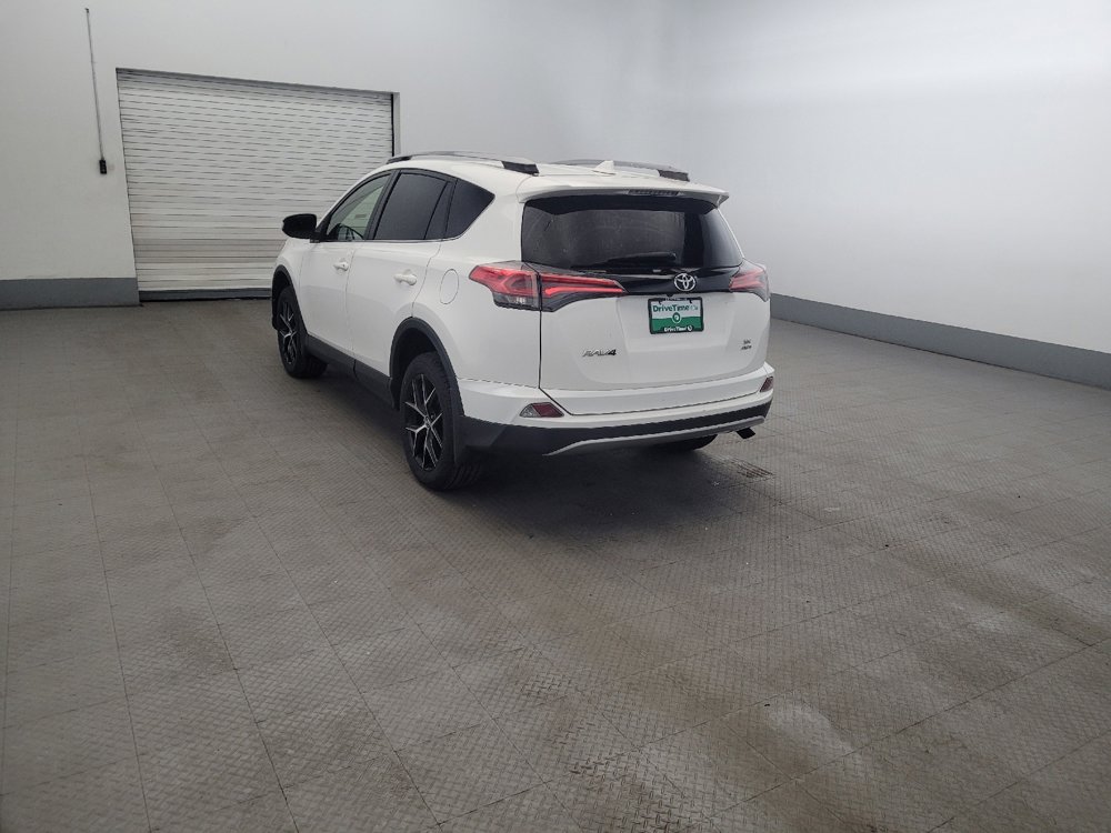 Used 2018 Toyota RAV4 SE w/ Power Extra Value Package AWD/4WD image 5