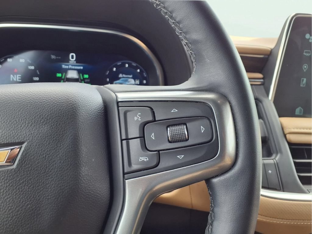 Used 2024 Chevrolet Tahoe Premier AWD/4WD image 15