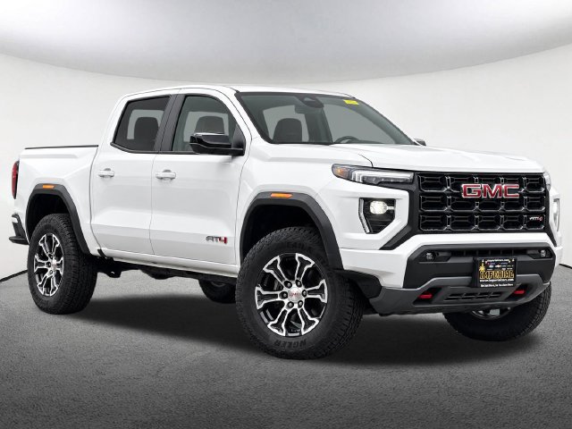 Used 2023 GMC Canyon AT4 AWD/4WD image 2