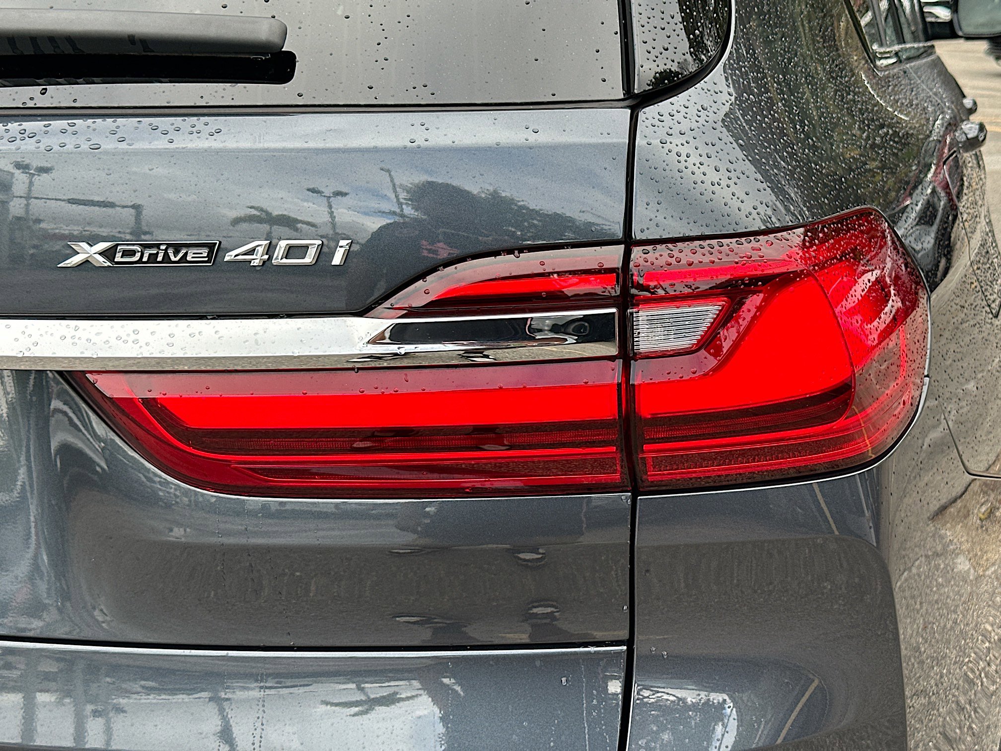 Used 2022 BMW X7 xDrive40i w/ Premium Package image 33