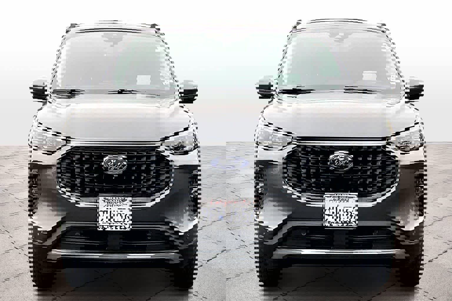 Used 2023 Ford Escape SE w/ PHEV Premium Package image 3