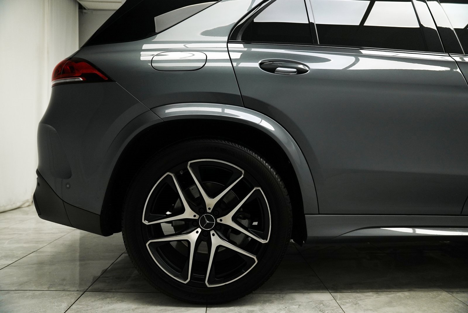 Used 2023 Mercedes-Benz GLE 53 AMG 4MATIC image 12