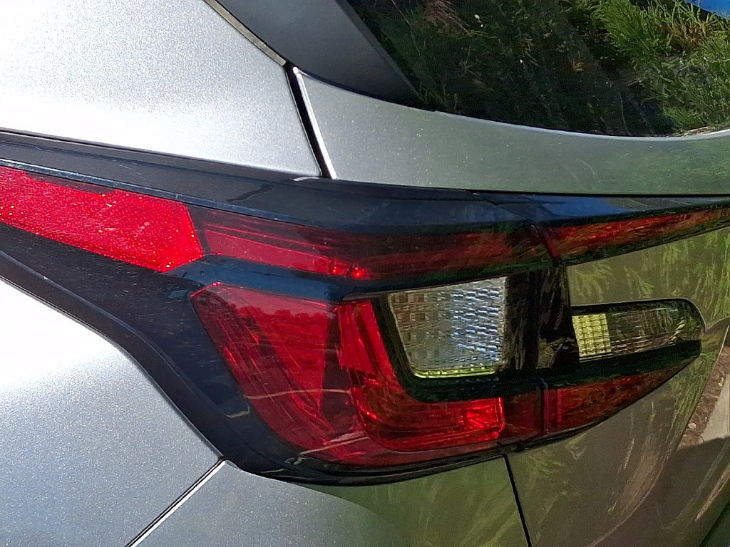 Used 2025 Subaru Crosstrek 2.5i Premium AWD/4WD image 7