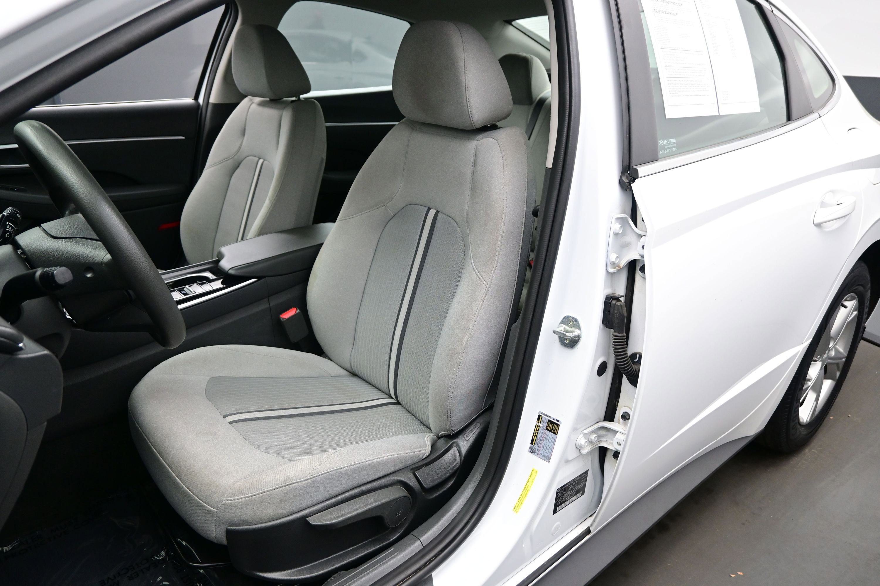 Used 2021 Hyundai Sonata SE FWD image 11