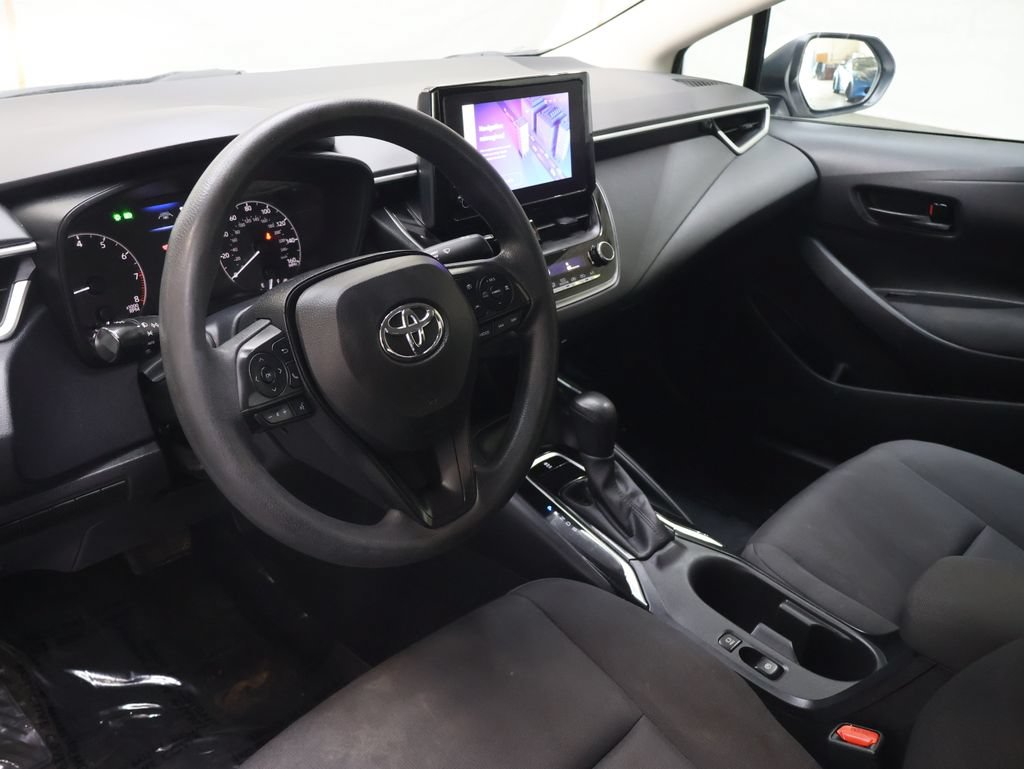Used 2023 Toyota Corolla LE FWD image 17