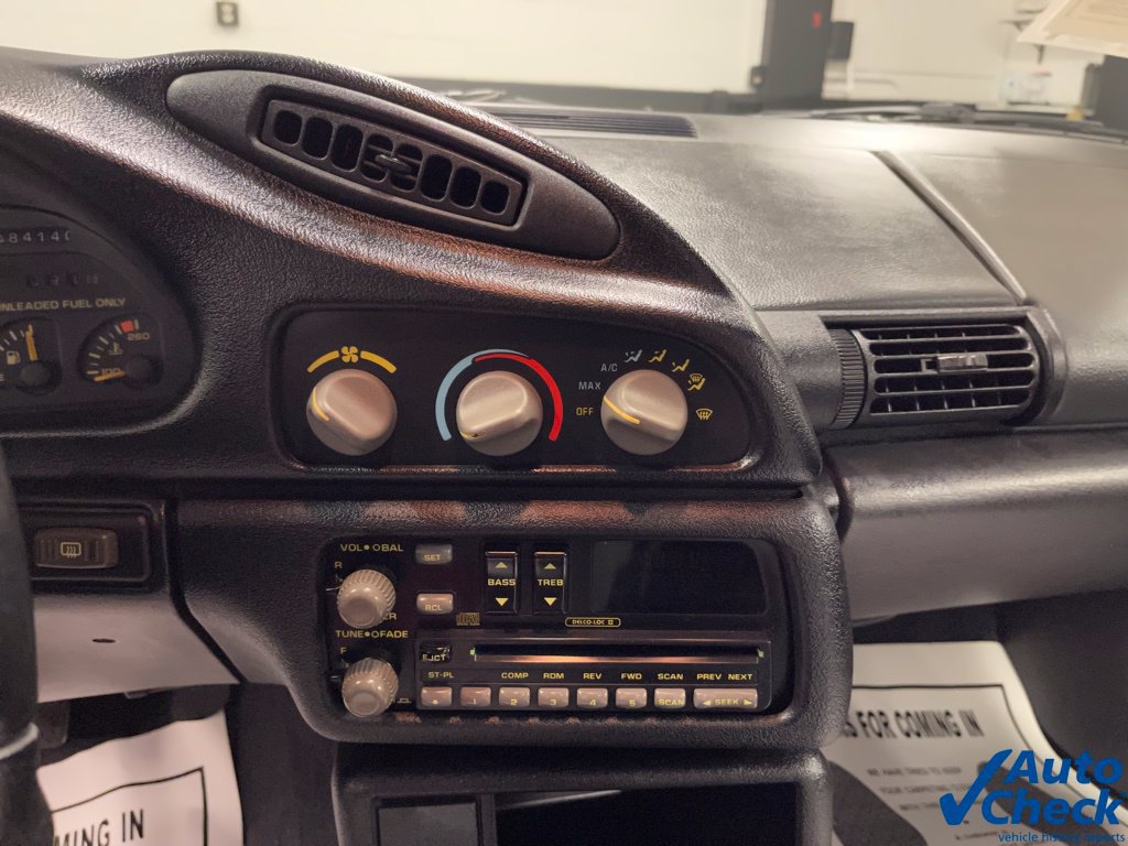 Used 1993 Chevrolet Camaro Z28 RWD image 35
