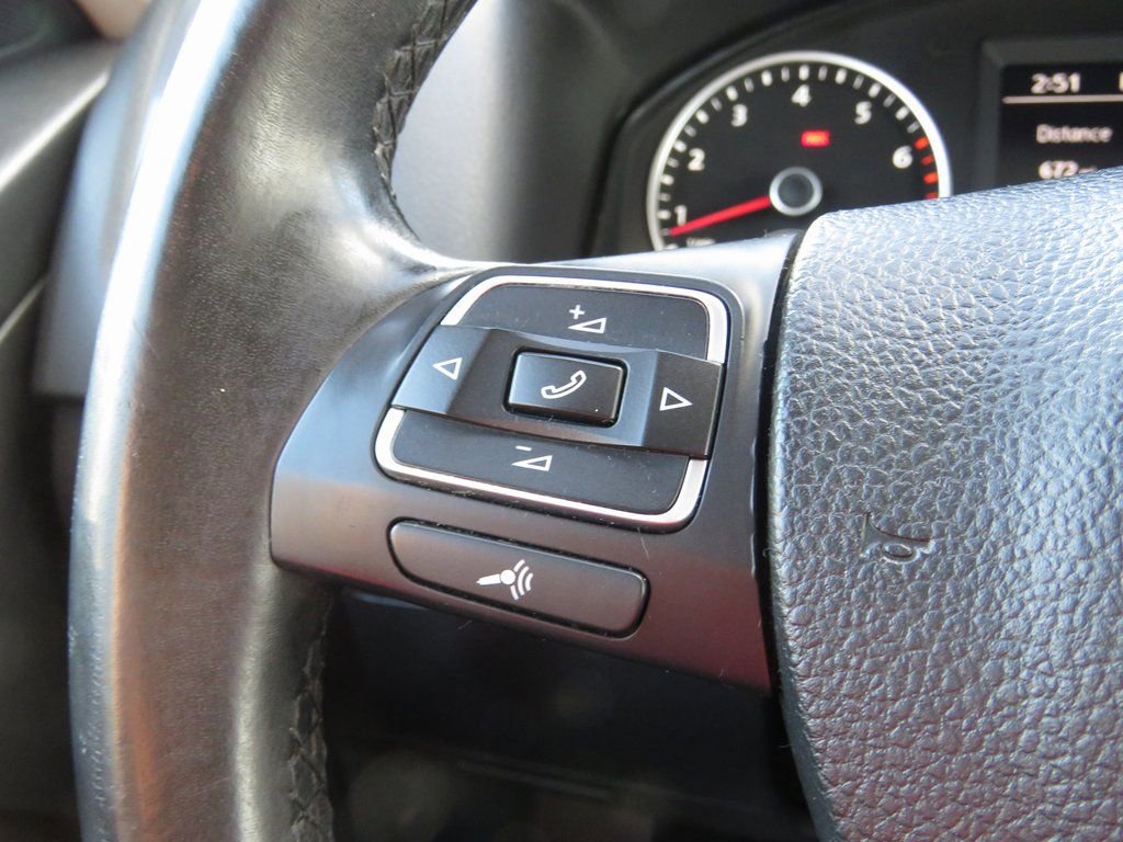 Used 2016 Volkswagen Tiguan S image 21