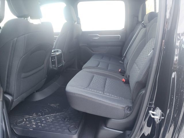 New 2026 RAM 1500 4x4 Crew Cab image 19