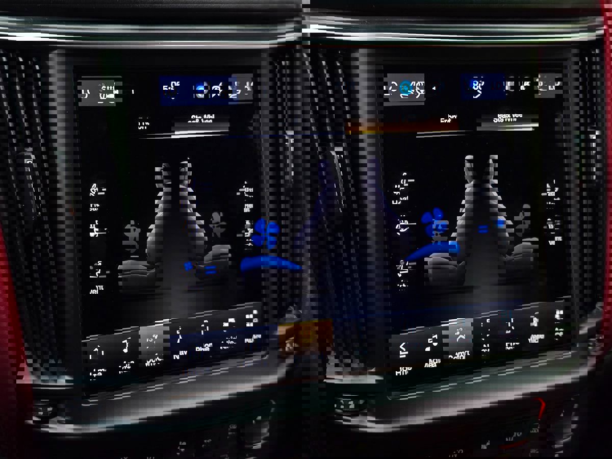 Used 2023 Maserati Levante Modena image 37