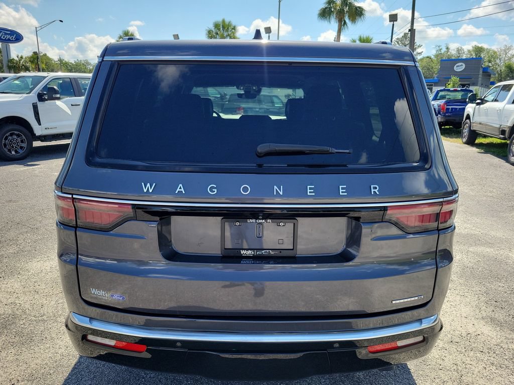Used 2024 Jeep Wagoneer Series II RWD image 10
