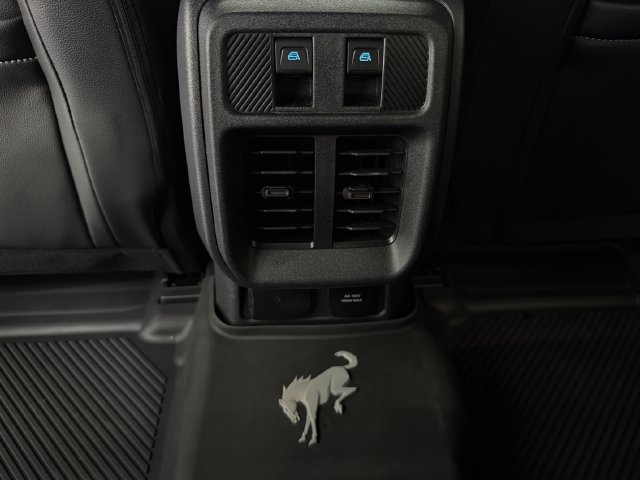 Used 2025 Ford Bronco Outer Banks AWD/4WD image 34